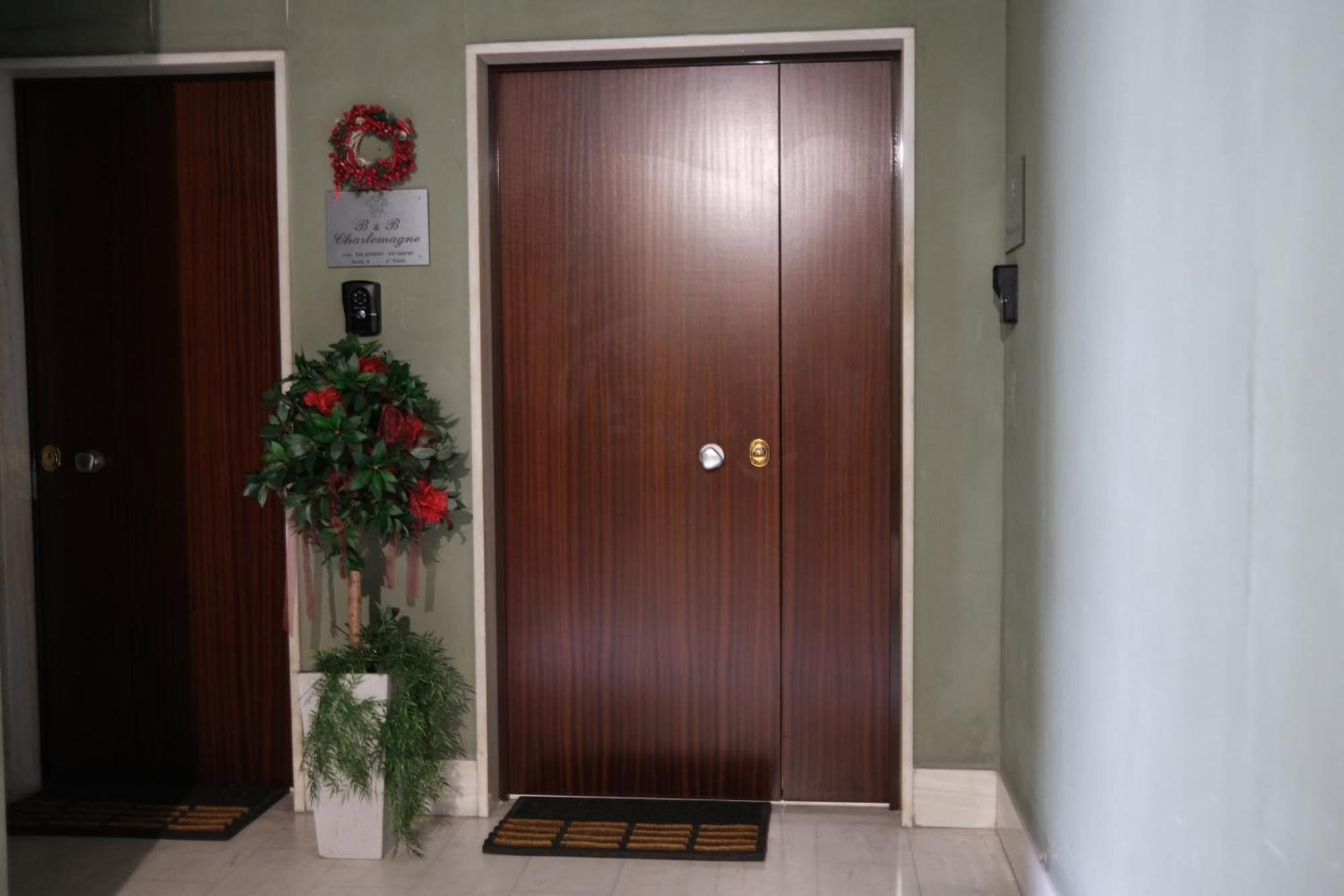 Luxury B&B Charlemagne Salerno Kültér fotó